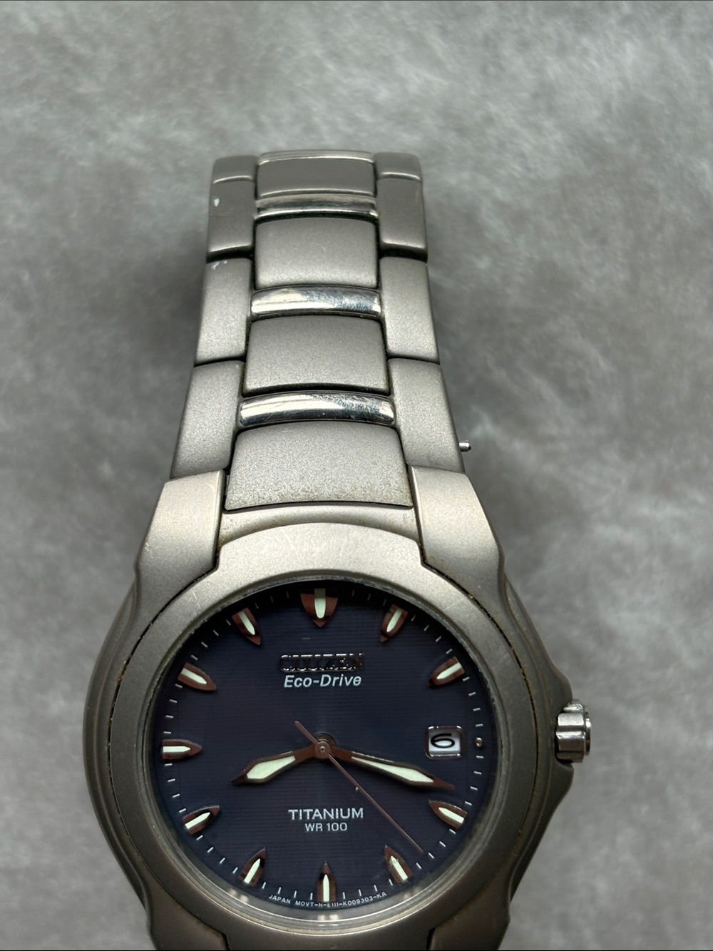 Citizen Eco Drive Titanium Men's Watch with Blue Dial and Silver Bracelet - Picture 6 of 9